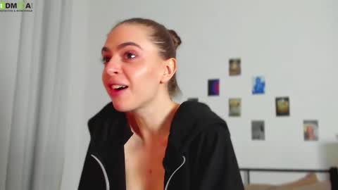 tiffany online show from 09-30-25, 12:48