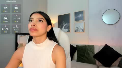 tiffany_low online show from 02-01-26, 01:53