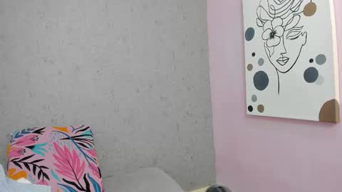 tiffany_mendez online show from 10-16-25, 12:06