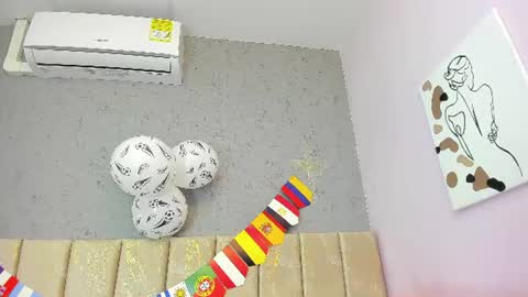 tiffany_mendez online show from 06-17-26, 12:07