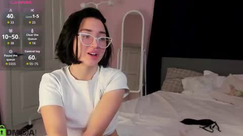 tiffany_robinson online show from 06-19-26, 03:11