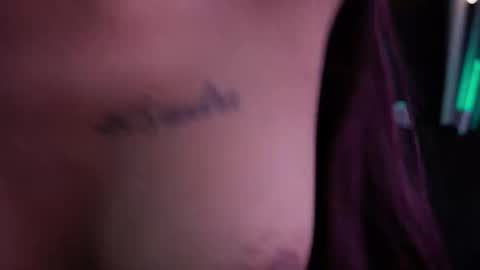 Snapshot of tiffany_sander chatting on 10-01-25, 12:16 tiffany_sander online show from 10-01-25, 12:16