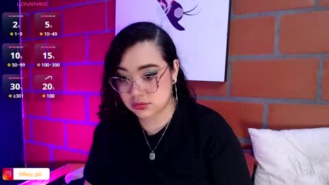 TiffanyGiil NEW ACCOUNT  online show from 01-02-25, 12:23