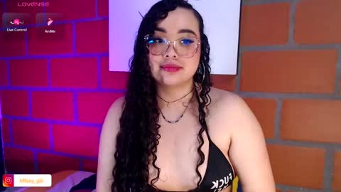 TiffanyGiil NEW ACCOUNT  online show from 01-26-25, 05:56