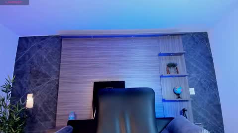 tiffanyhoustton online show from 02-19-26, 11:28