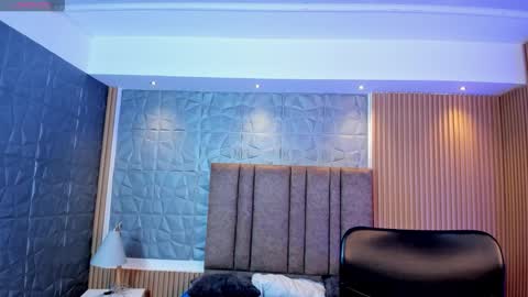 tiffanyhoustton online show from 03-17-26, 11:35