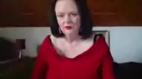 Snapshot of tiffanymature chatting on 10-09-25, 07:28 TiffanyMature online show from 10-09-25, 07:28