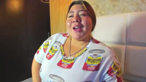 Snapshot of tiffanymonrow chatting on 02-15-26, 01:31 TiffanyMonrow online show from 02-15-26, 01:31