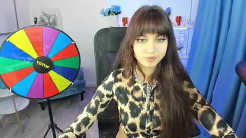 tiffanyyoun online show from 11-01-25, 11:23