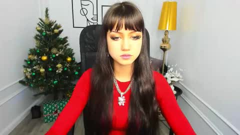 tiffanyyoun online show from 12-19-25, 11:06