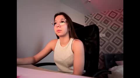 Tiffany online show from 01-18-26, 06:06