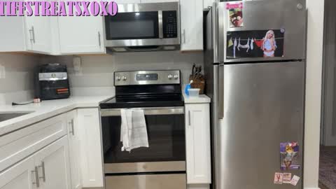 Tiffstreatsxoxo online show from 03-30-26, 01:01