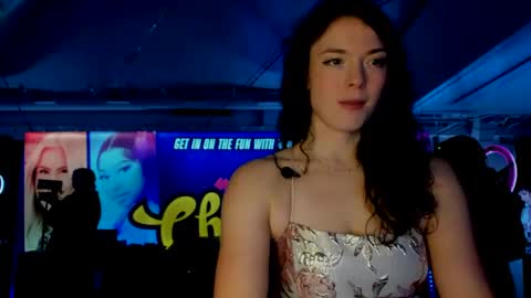 Snapshot of tiggerrosey chatting on 02-01-25, 02:37 All my Links online show from 02-01-25, 02:37