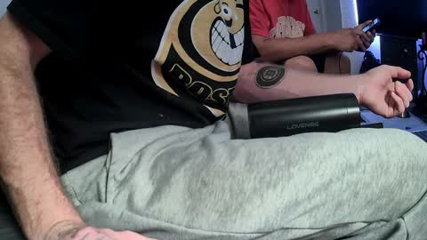 Tiggity23 come stroke my 9 cock with ne online show from 05-10-26, 09:47