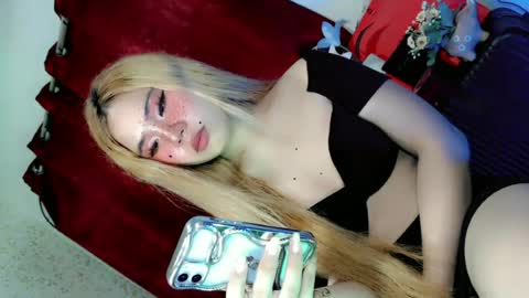 tight_elliana online show from 06-19-26, 11:25
