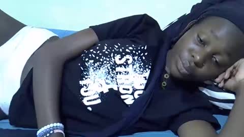Snapshot of tight_pussie chatting on 04-20-26, 01:47 tight_pussie online show from 04-20-26, 01:47