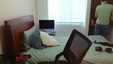 Camilo online show from 09-24-25, 09:51