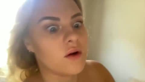 Snapshot of tigoldbitties11 chatting on 02-11-25, 03:40 Lexi online show from 02-11-25, 03:40