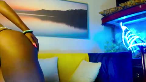 tigress_001 online show from 09-21-25, 01:51