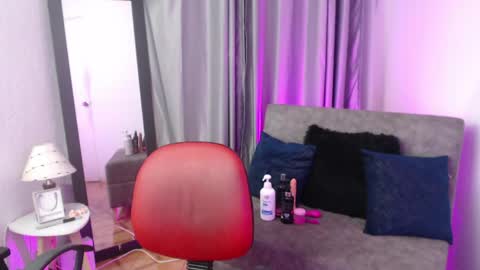 tiinajonus_ online show from 05-08-26, 04:29