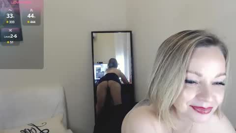 Tilly online show from 12-30-24, 10:01