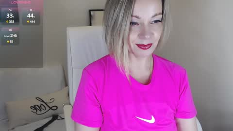 Tilly online show from 01-10-25, 03:58