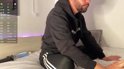 Tim Beard online show from 12-18-25, 11:22