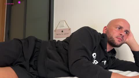 Tim Beard online show from 05-06-26, 10:04