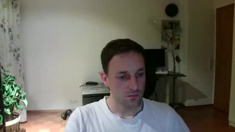 Snapshot of tima4 chatting on 10-18-25, 07:03 tima4 online show from 10-18-25, 07:03