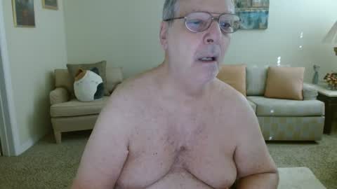 Snapshot of timealone120000 chatting on 10-04-25, 05:33 timealone120000 online show from 10-04-25, 05:33