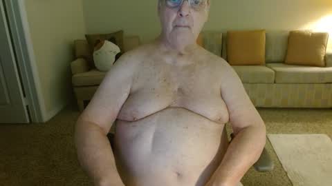 Snapshot of timealone120000 chatting on 10-13-25, 10:32 timealone120000 online show from 10-13-25, 10:32