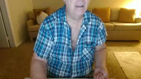 Snapshot of timealone120000 chatting on 11-19-25, 11:38 timealone120000 online show from 11-19-25, 11:38