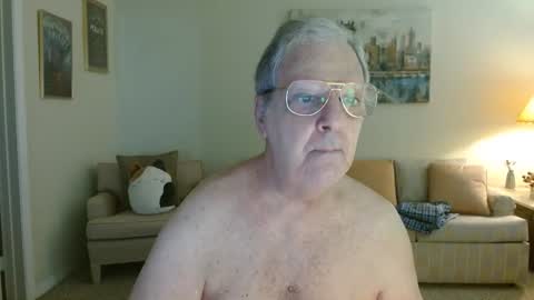 Snapshot of timealone120000 chatting on 11-24-25, 07:35 timealone120000 online show from 11-24-25, 07:35