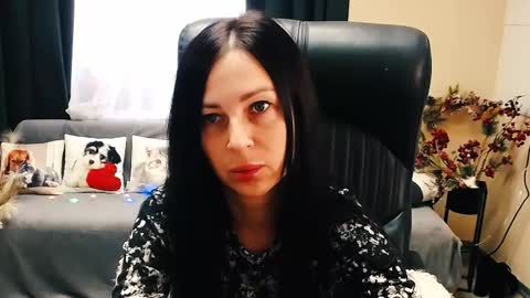 Luisa online show from 09-17-25, 09:11