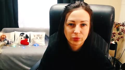 Luisa online show from 10-01-25, 07:47