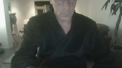 Snapshot of times20 chatting on 09-20-25, 04:35 times20 online show from 09-20-25, 04:35