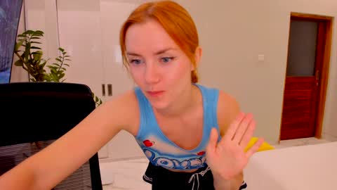 Snapshot of timissi chatting on 01-09-25, 11:24 Timis but I prefer you whisper to my ear my girl online show from 01-09-25, 11:24