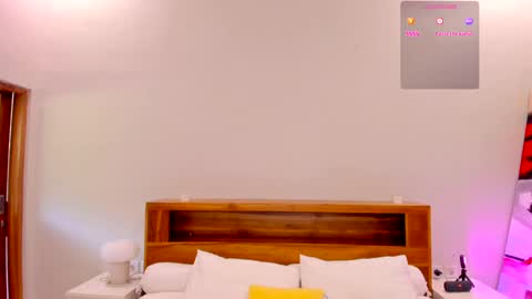 Snapshot of timissi chatting on 01-25-25, 05:40 Timis but I prefer you whisper to my ear my girl online show from 01-25-25, 05:40