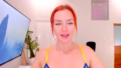 Snapshot of timissi chatting on 02-09-25, 01:11 Timis but I prefer you whisper to my ear my girl online show from 02-09-25, 01:11