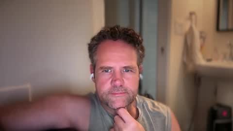 Snapshot of timjcali chatting on 03-23-26, 04:22 Tim online show from 03-23-26, 04:22