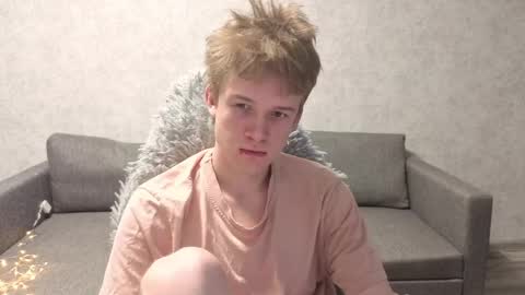 Snapshot of timmy7topcut chatting on 04-06-26, 01:01 Timmy online show from 04-06-26, 01:01