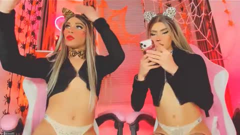 Hallie And Annie online show from 10-25-25, 01:57