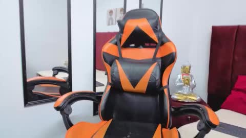 Evans  online show from 10-10-25, 09:03