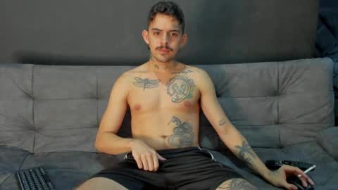wanna play bareback uncut colombian couple new twink bbk online show from 04-06-26, 07:09