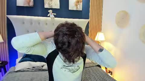 Timothy 21 years old online show from 06-23-26, 08:18