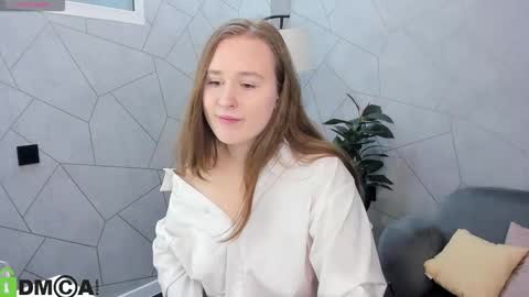 Stella online show from 02-08-26, 10:40