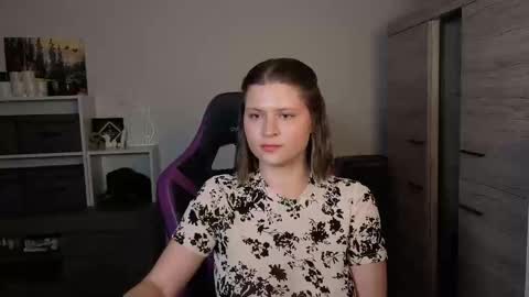 Tina Angel online show from 09-10-25, 05:24