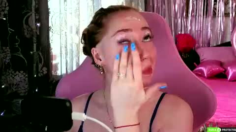 Snapshot of tinabrook chatting on 06-26-26, 05:45 Tina online show from 06-26-26, 05:45