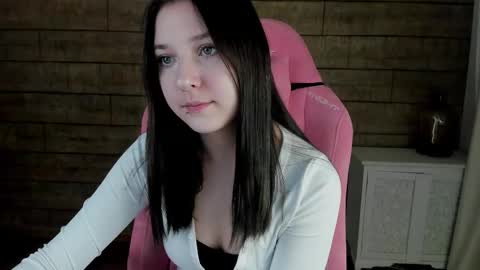 TinaBurton online show from 11-11-25, 04:45