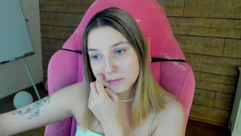 TinaBurton online show from 05-04-26, 05:42